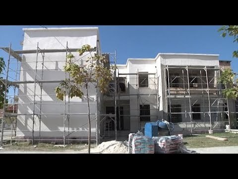 Ora News - Nis puna për rikonstruksionin e qendrave shëndetësore në Vlorë dhe Korçë