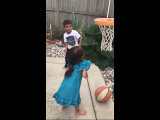 Abilik Görevini Layığıyla Yerine Getiren Ufaklık