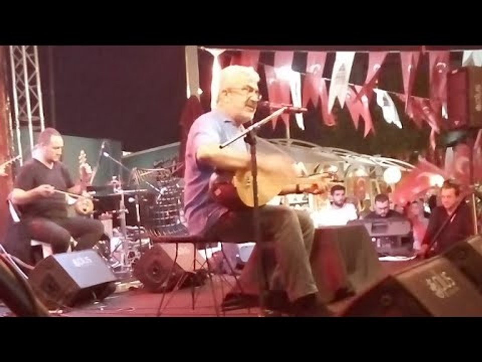 15 Temmuz'un Yıldönümünde Esat Kabaklı Taksim Meydanı'nda...