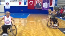 Eski Milli Basketbolculardan Engellilere Anlamlı Destek