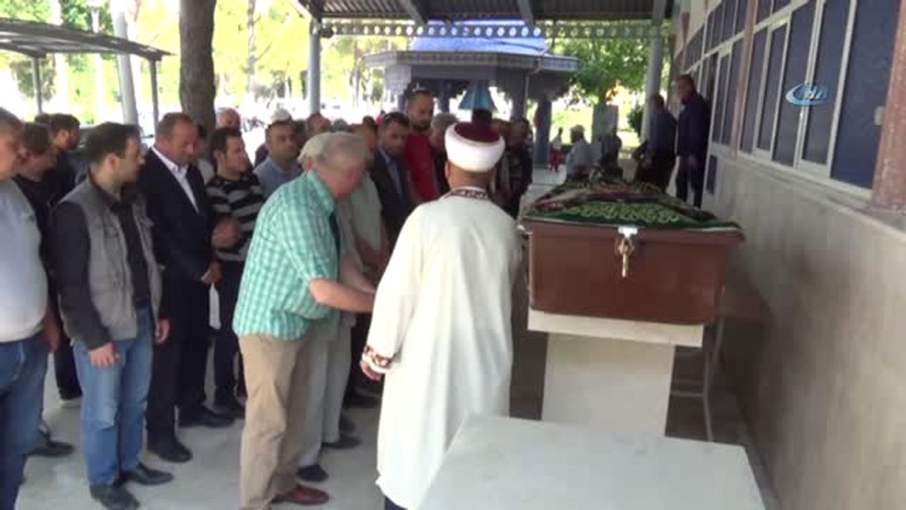 Denizli'deki Emekli Kadın Öğretmen Cinayetinde 2'si Kiracısı 4 Kişi Gözaltına Alındı