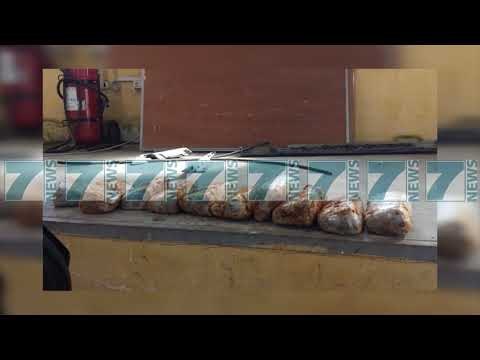 ARRESTOHEN TRE PERSONA PASI U KAPEN ME DROGE - News, Lajme - Kanali 7