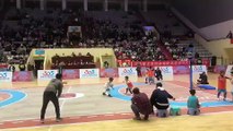 Wonderful! A six-year-old Chinese kid’s unbelievable move lighted up the audience during a friendly game in Central China’s Henan province.