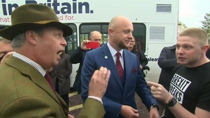 Επεισόδιο Φάρατζ με πολέμιο του Brexit μπροστά στις κάμερες