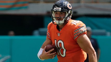 Mitchell Trubisky fools everyone on option, rushes for 28-yard gain