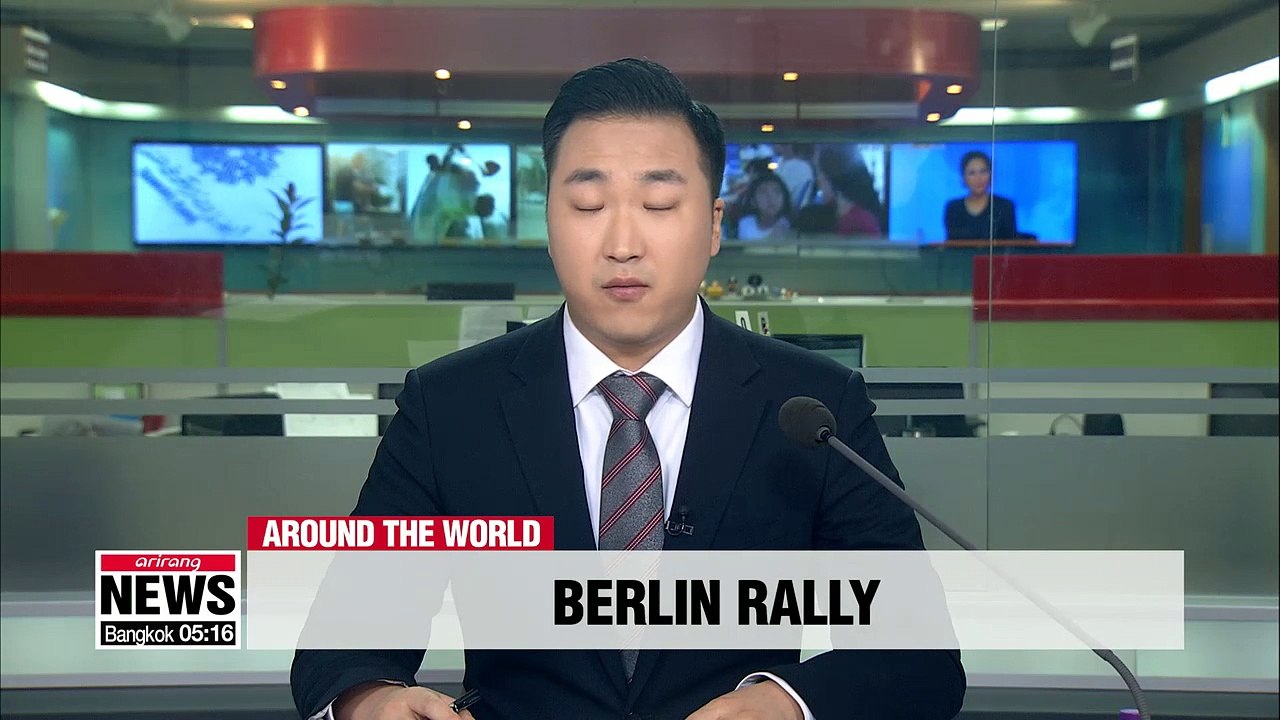 Thousands gather in Berlin to protest against racism and far-right