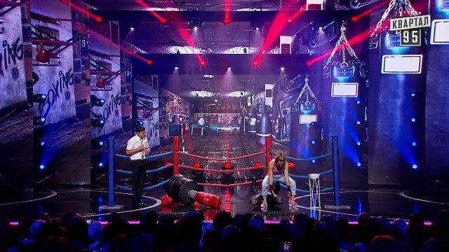 Парень бросает девушку боксёра - Шоу Женский Квартал