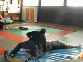 Le défi inconscient de NEOS