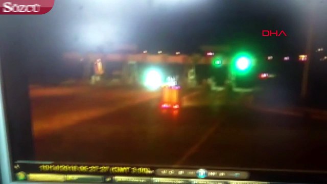 İzmir'de göçmenlerin bulunduğu kamyonun kazadan hemen önceki görüntüleri ortaya çıktı