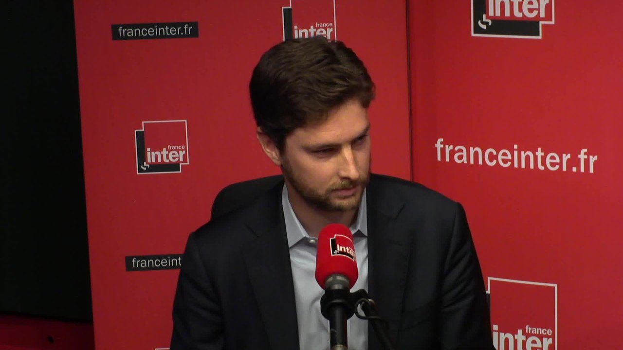 Jérémie Gallon au micro de Mathilde Munos