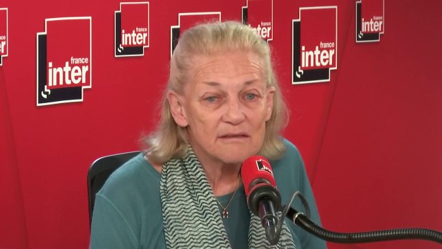 Elisabeth Badinter : Je me suis demandée si ces propos violents sur l'avortement n'étaient pas une façon de détourner le regard des crimes pédophiles de l'Église