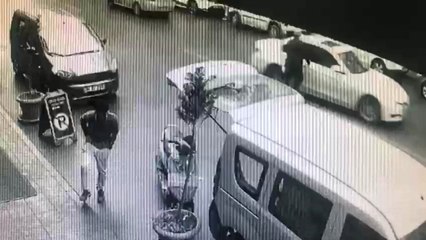 Dikkatsizliğinin Bedelini Canıyla Ödüyordu