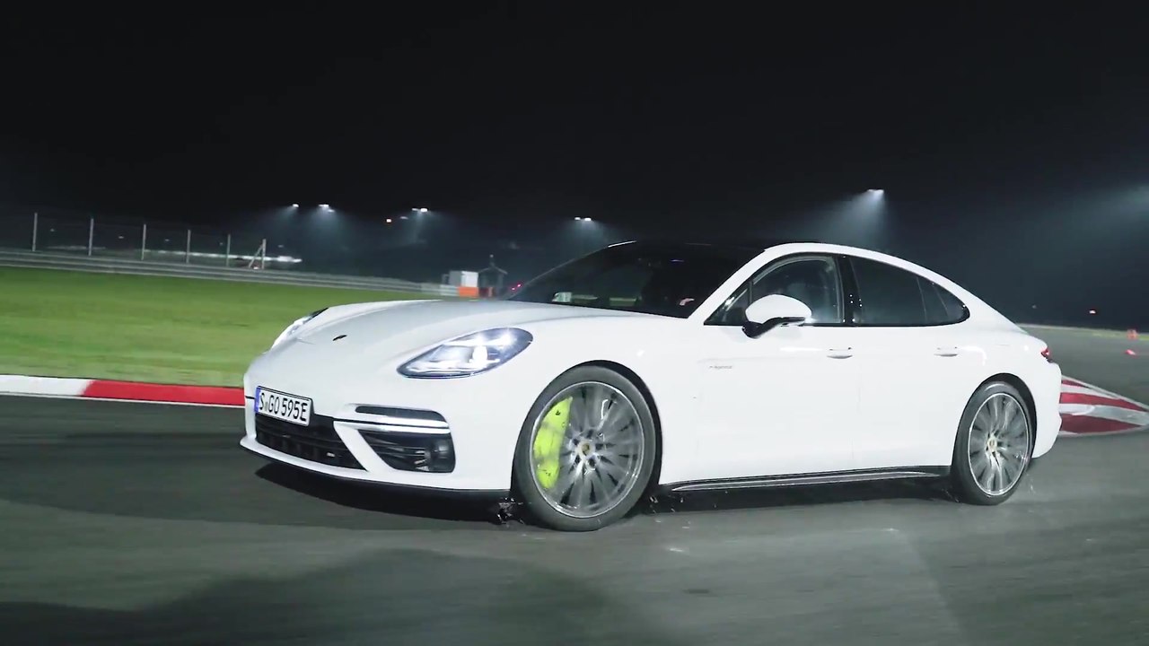 Porsche E-Performance Nights