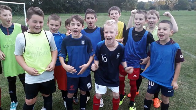 ROUGES ET NOIRS : LE MESSAGE DES SUPPORTERS