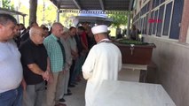 Denizli Emekli Öğretmen Cinayetinde Kiracısı 2 Kardeşin de Aralarında Bulunduğu 4 Kişiye Gözaltı