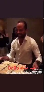 فيديو مسرب كشف كيف أعلنت دينا الشربيني حبها لعمرو دياب أمام الجميع