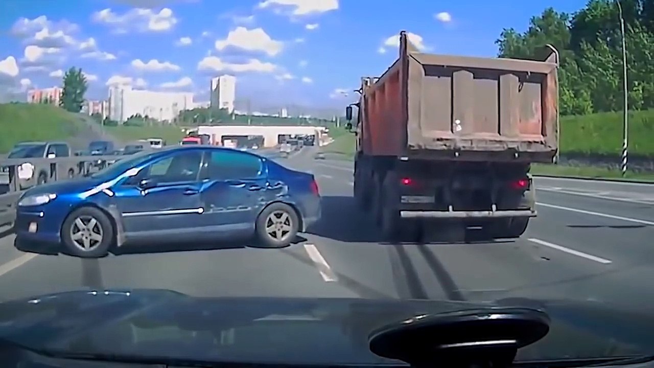 How To Not Drive Your Car on Russian Roads