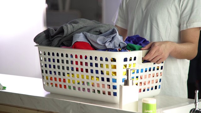 Andres Iniesta, imagen de la campaña ¡Márcate un Pod! de Ariel 3en1