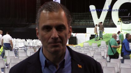 El secretario general de VOX contesta a la demanda de una admiradora independentista