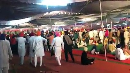 ਨਿੱਕੇ ਘੁੰਮਣ ‘ਚ ਬਾਬਾ ਹਜ਼ਾਰਾ ਸਿੰਘ ਦੀ ਬਰਸੀ ਮੌਕੇ ਸੁਖਬੀਰ ਬਾਦਲ ਦੇ ਆਉਣ ‘ਤੇ ਹੋਈ ਲਾ-ਲਾ-ਲਾ-ਲਾ