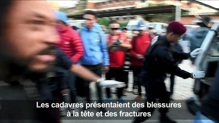 Des sauveteurs népalais récupèrent les corps de neuf alpinistes