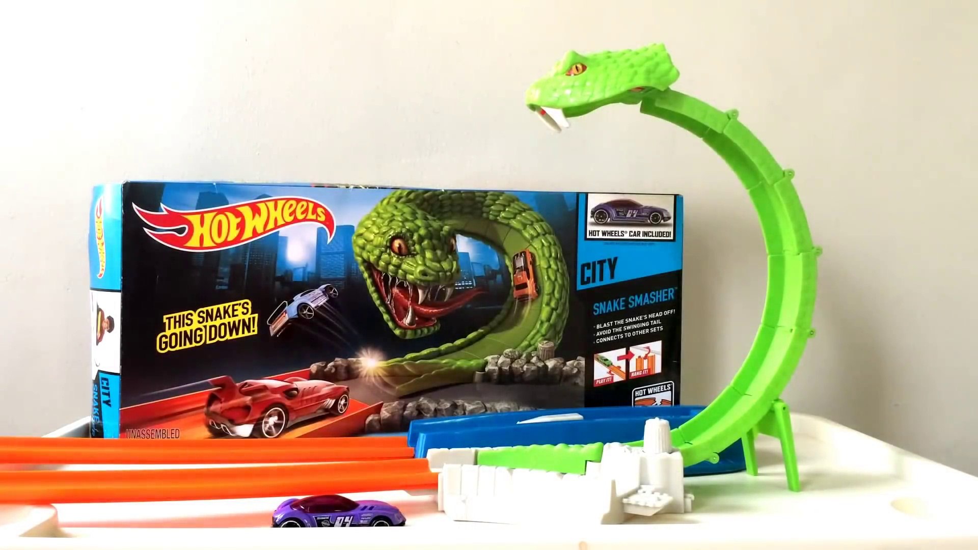 hot wheels track snake