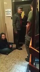 KESK, oturma eylemi yapan kişileri binadan çıkardı