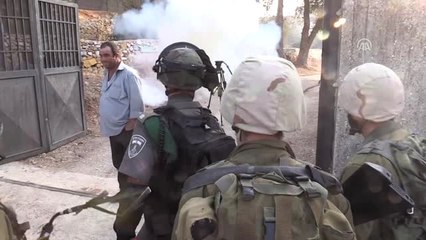 İsrail, Batı Şeria'da Filistinlilere Ait Bir Okulu Kapattı