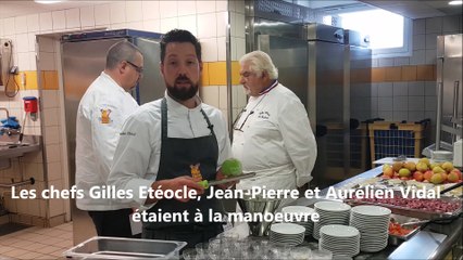 Des chefs à la cantine