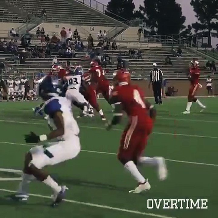 Dematrius Davis got his squad UNDEFEATED