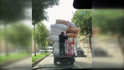 Kamyonetle tehlikeli yolculuk kameralara yansıdı