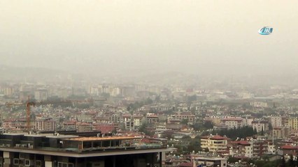 Toz bulutları Hatay’ı etkisi altına aldı