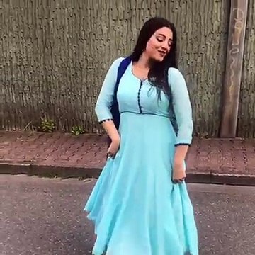 LONG LAACHI, Dance on song long laachi, desi girl dancing, indian punjabi film's song. A new version of dancing. see the charming