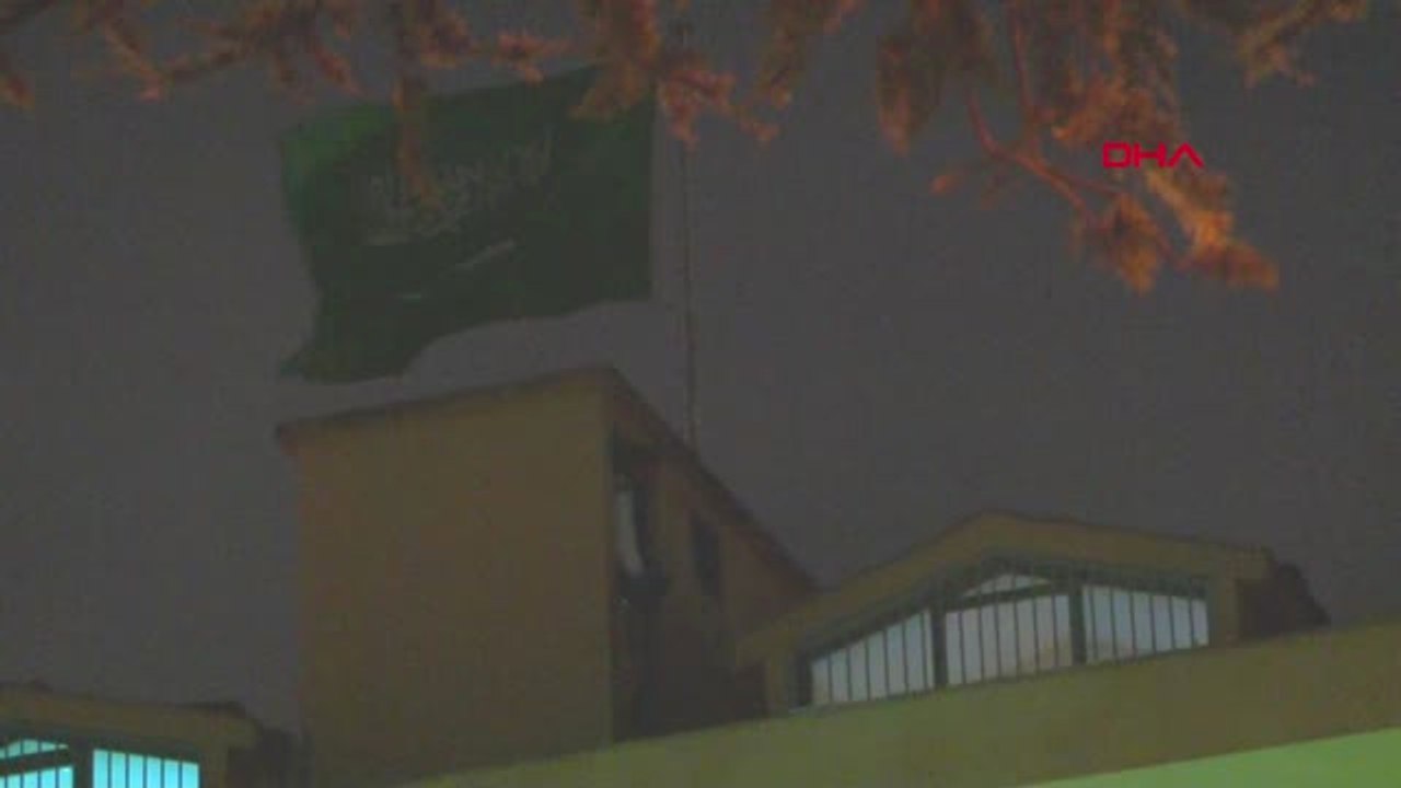 Olay Yeri İnceleme Ekipleri Konsolosluk Binası Çatısında 1