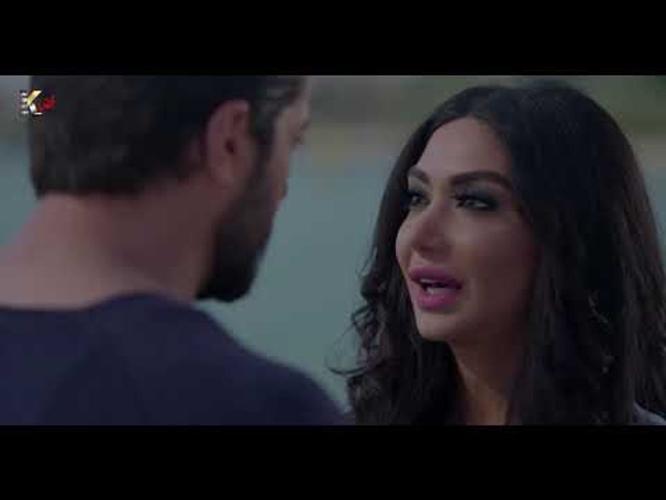 لحظات رومنسية بين حازم وريم - مشهد من مسلسل فرصة أخيرة - الحلقة 3