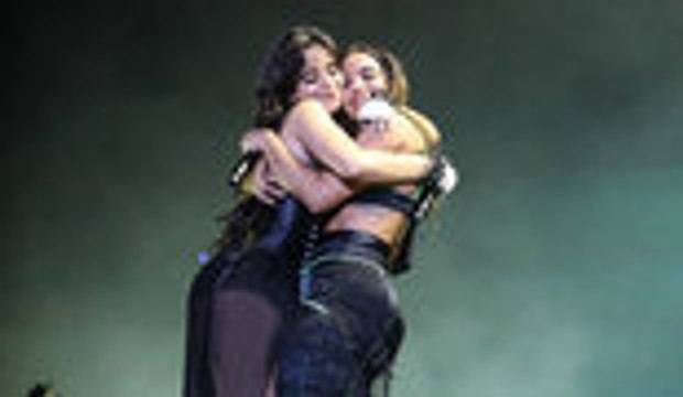 Anitta Comes Out While Camila Cabello Performs 'Paradinha' in Brazil | Billboard News