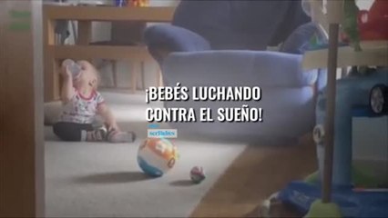 Bebés luchando contra el sueño