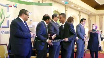 تكريم الطلاب الـ100 الأوائل على الثانوية العامة