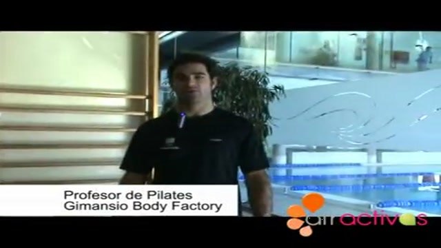 Pilates para estirar la espalda: Rodando como una pelota