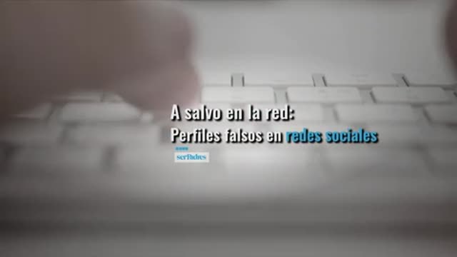 Perfiles falsos en redes sociales