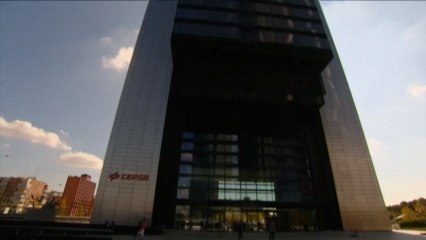 Cepsa retrasa su salida a Bolsa