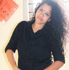 അയ്യപ്പനെ കാണാൻ കരുനാഗപ്പള്ളി സ്വദേശിനി സൂര്യ | OneIndia Malayalam