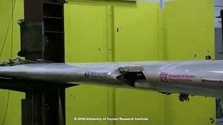 Ohio Üniversitesi'ndeki bilim insanları, droneların uçaklara çarptığındaki etkisini öğrenmek istediler ve çok fazla hasar bırakabileceklerini keşfettiler.