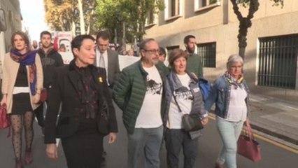 Seis ertzainas en el banquillo por la muerte de Íñigo Cabacas