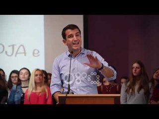 Ora News - Veliaj takim më studentët: Jeta është maratonë, duhet vrapuar përditë