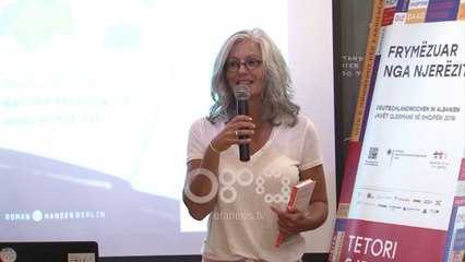 Ora News - Shkrimtarja Hoffmann në Shkodër në kaudër të Tetorit Gjerman