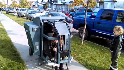 Le costume d'Halloween père-fille ultime