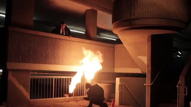 Cracheurs de feu en série