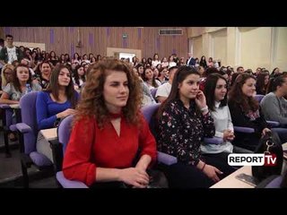 Report Tv-Veliaj me studentët e rinj: Gjithkush ka shans t'ia dalë me sukses në Tiranë