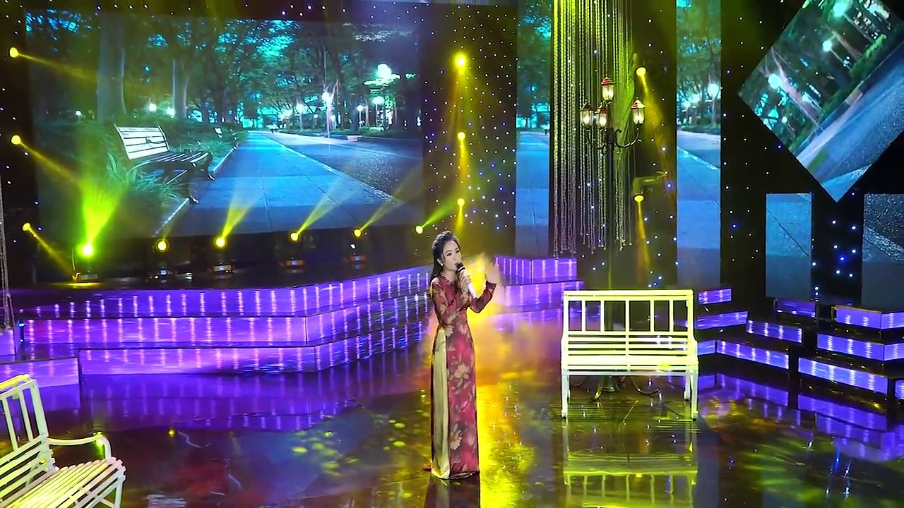 Cả phòng trà lại 'lịm tim' với nhiều tiếng hát sầu nữ bolero - Dân Ca Bolero Phòng Trà Xưa Sầu Lòng part 1/2